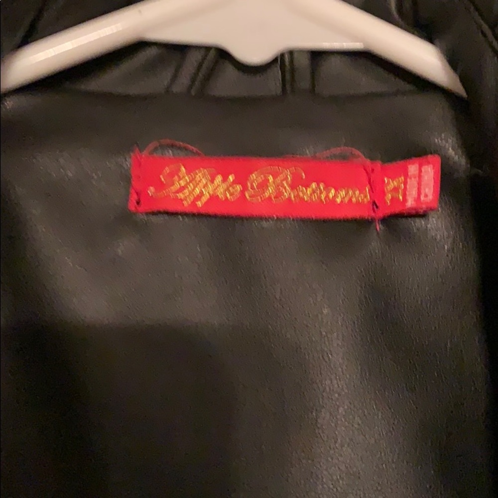 apple bottom faux leather jacket - Picture 2 of 4